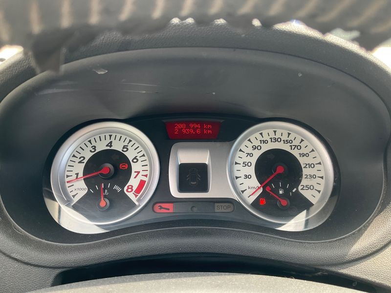 Renault Clio 1.6 Exception 2009 – снимка 4