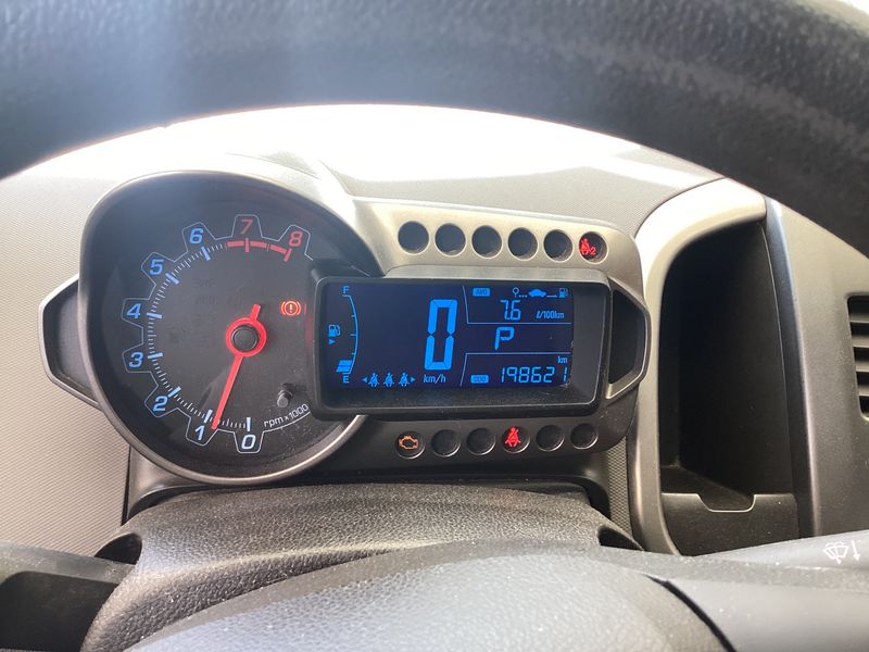 Chevrolet Aveo 1.4 LT 2011 – снимка 4