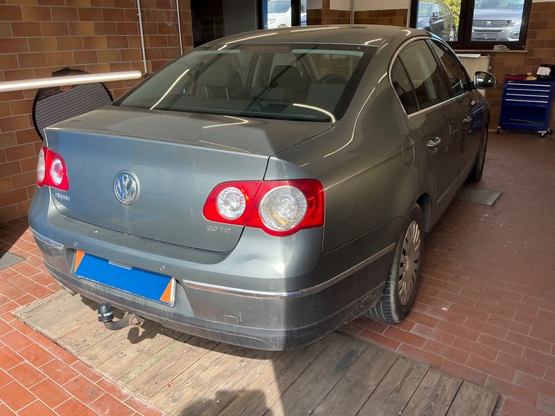 Volkswagen Passat 2.0 TDI Comfortline 2006 – снимка 2