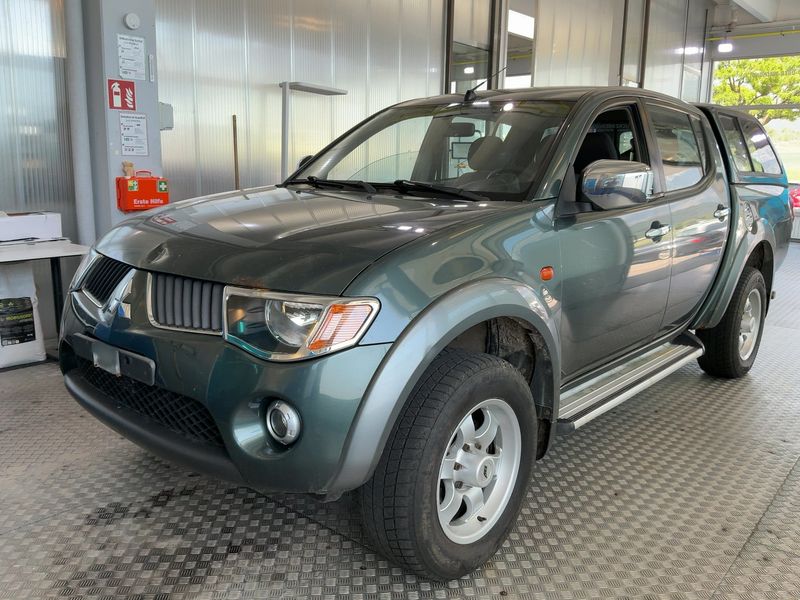 Mitsubishi L 200 2.5 DI-D Intense Doppelkabine 4WD 2007 – снимка 2