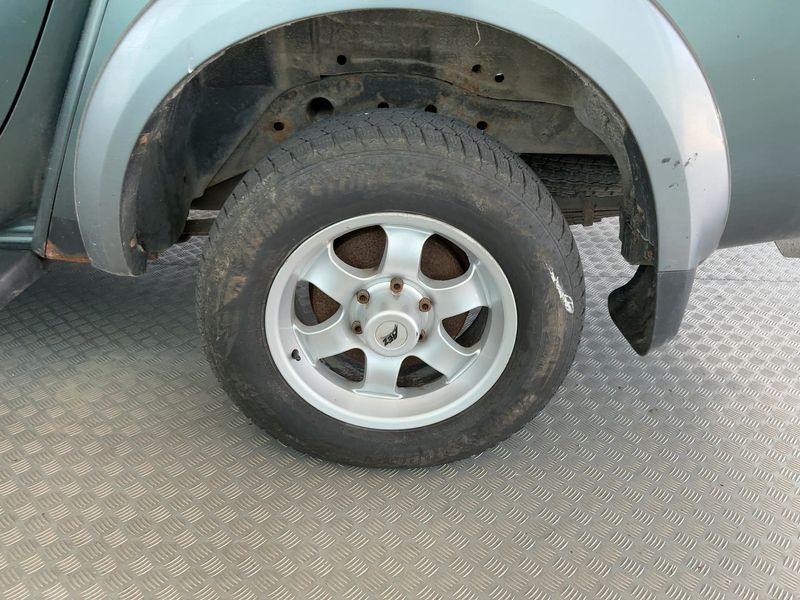 Mitsubishi L 200 2.5 DI-D Intense Doppelkabine 4WD 2007 – снимка 5