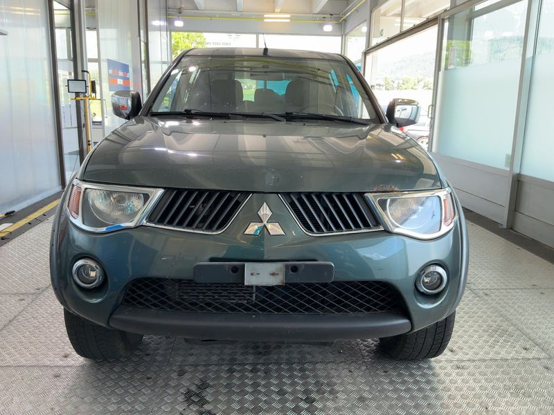 Mitsubishi L 200 2.5 DI-D Intense Doppelkabine 4WD 2007 – снимка 14