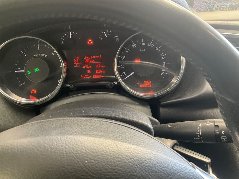 Peugeot 3008 2.0 Blue-HDi Allure 2016 – снимка 18
