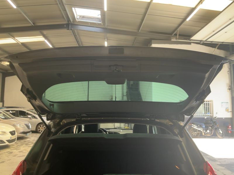 Peugeot 3008 2.0 Blue-HDi Allure 2016 – снимка 15