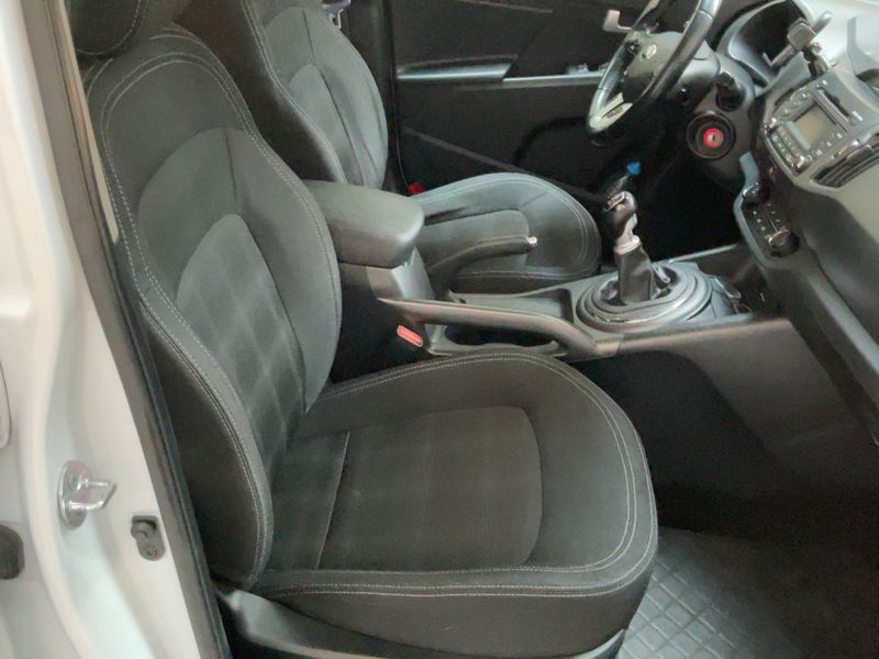 Kia Sportage 1.6 GDI Attract 2WD 2015 – снимка 16