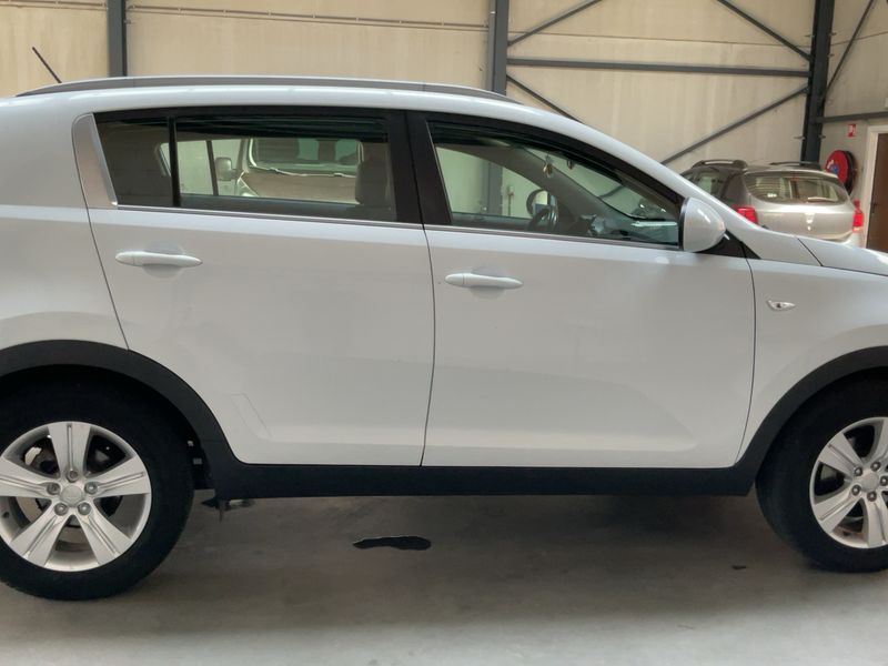 Kia Sportage 1.6 GDI Attract 2WD 2015 – снимка 10