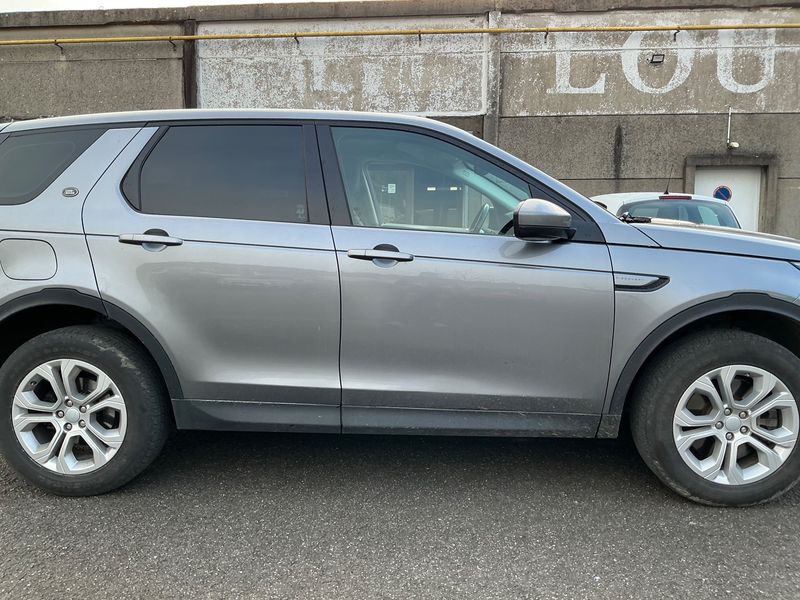 Land Rover Discovery Sport D150 Mild-Hybrid S AWD 2019 – снимка 10