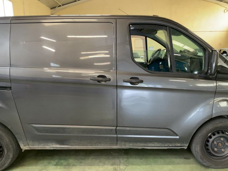 Ford Transit Custom 2.0 TDCi 300 L1 Limited 2021 – снимка 10