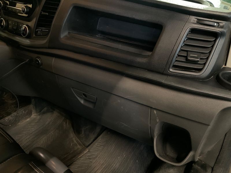 Ford Transit Custom 2.0 TDCi 300 L1 Limited 2021 – снимка 33