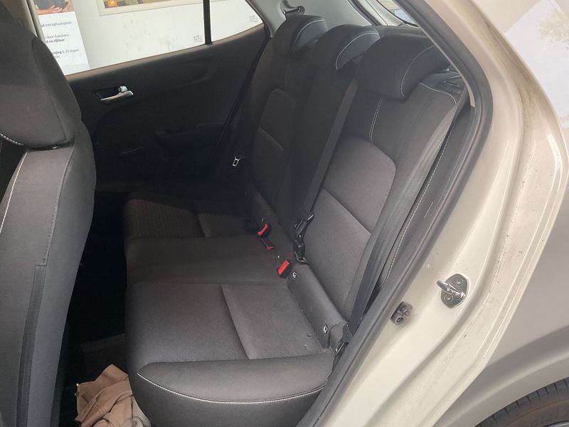 Kia Picanto 1.0 Active 2021 – снимка 19