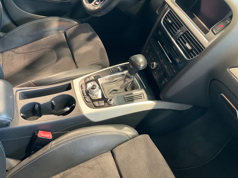 Audi A4 2.0 TFSI quattro S line Sportpaket plus 2013 – снимка 26