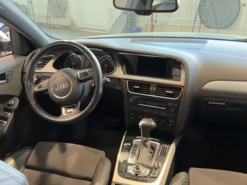 Audi A4 2.0 TFSI quattro S line Sportpaket plus 2013 – снимка 17