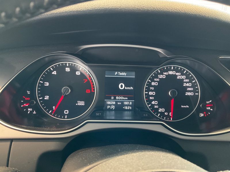 Audi A4 2.0 TFSI quattro S line Sportpaket plus 2013 – снимка 18