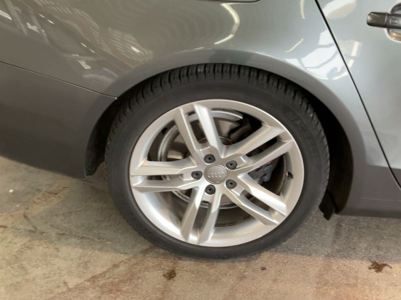 Audi A4 2.0 TFSI quattro S line Sportpaket plus 2013 – снимка 9