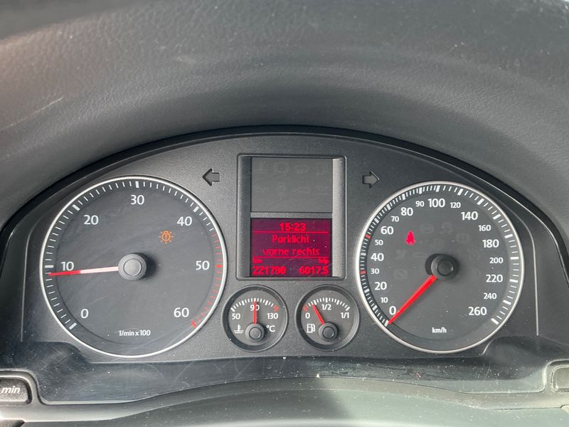 Volkswagen Golf V Plus 2.0 TDI Tour 2007 – снимка 4