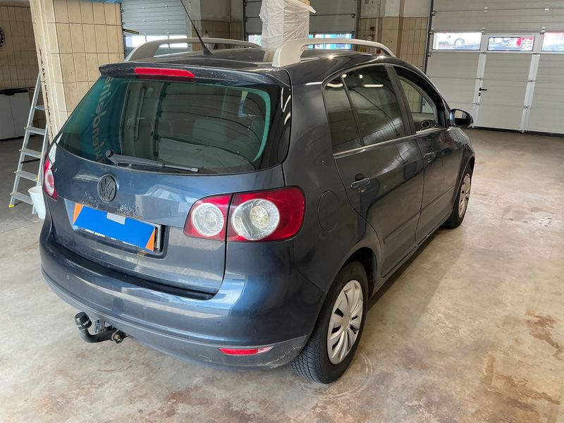 Volkswagen Golf V Plus 2.0 TDI Tour 2007 – снимка 2