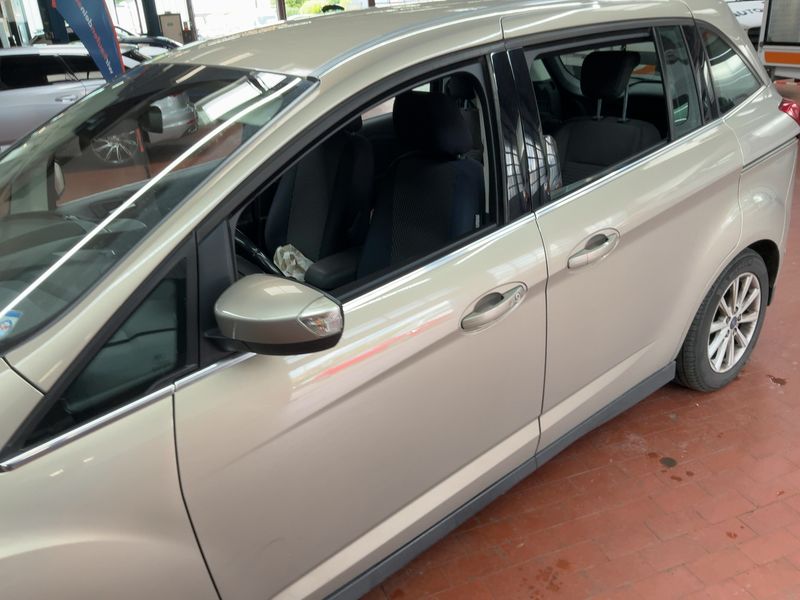 Ford Grand C-Max 1.5 EcoBoost Titanium 2017 – снимка 4