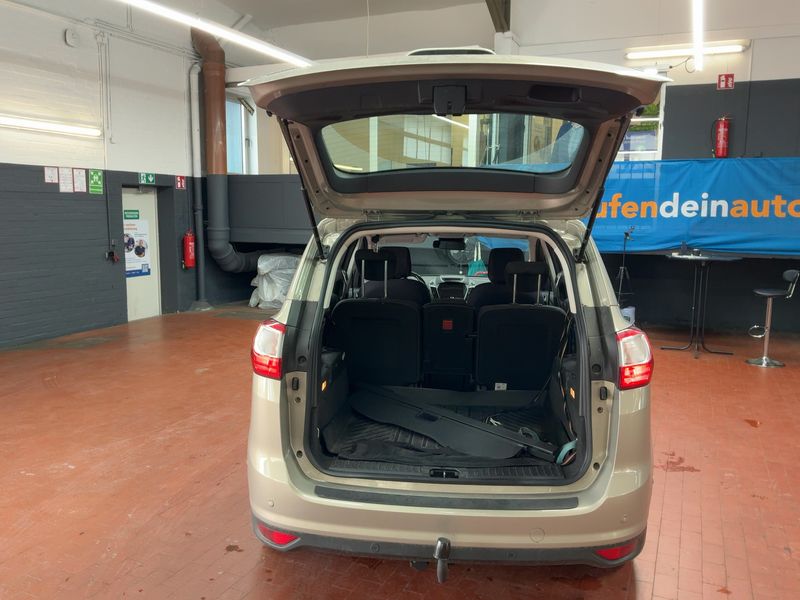 Ford Grand C-Max 1.5 EcoBoost Titanium 2017 – снимка 16