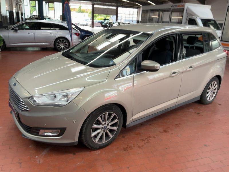 Ford Grand C-Max 1.5 EcoBoost Titanium 2017 – снимка 2