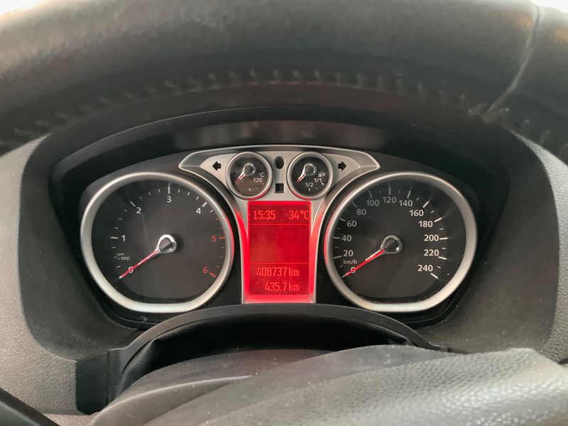 Ford Kuga 2.0 TDCi Titanium 2012 – снимка 4