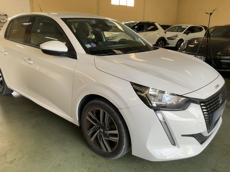Peugeot 208 1.2 PureTech Allure 2019 – снимка 12