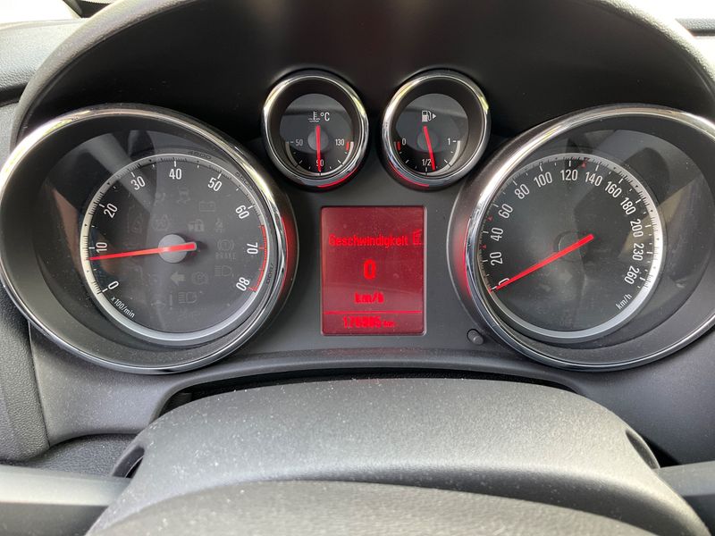 Opel Astra 1.4 Turbo Selection 2012 – снимка 4