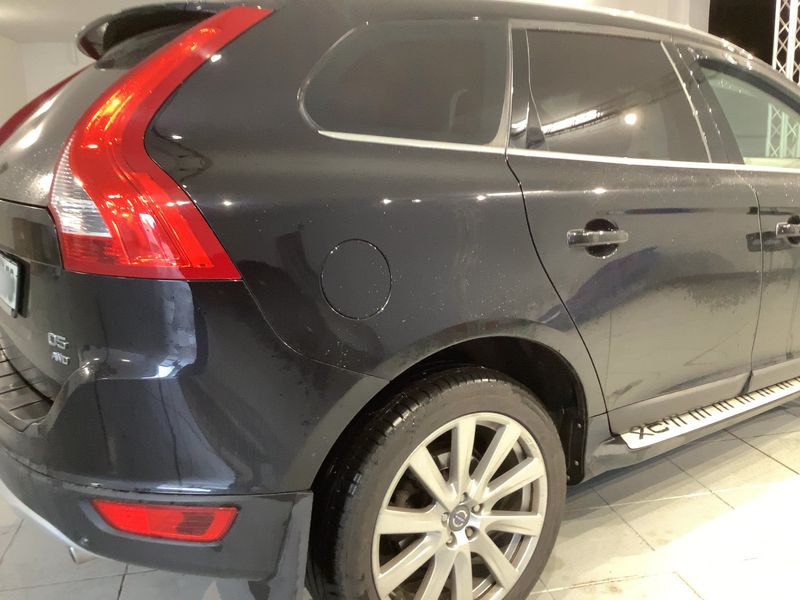 Volvo XC60 2.4 D5 Summum AWD 2012 – снимка 8