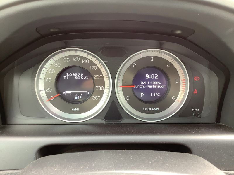Volvo XC60 2.4 D5 Summum AWD 2012 – снимка 19