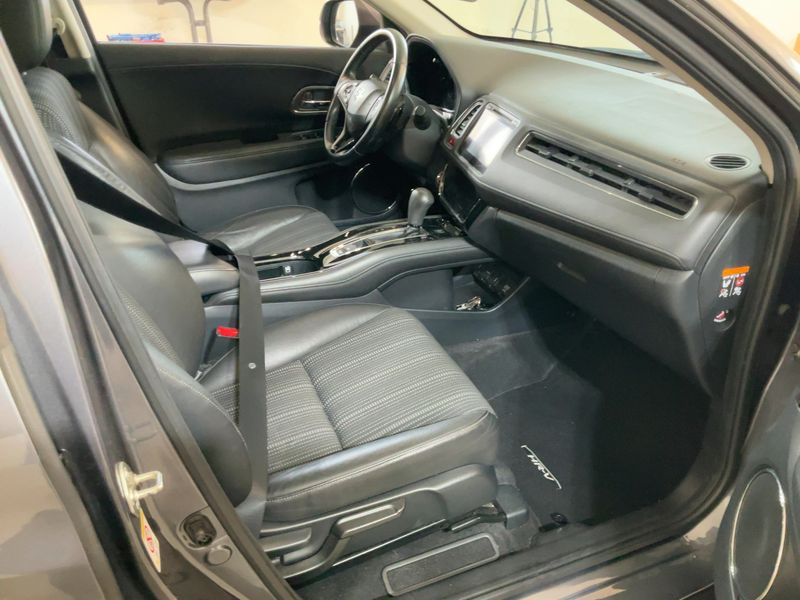 Honda HR-V 1.5 i-VTEC Elegance 2017 – снимка 16