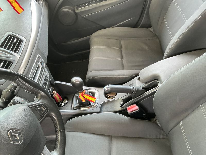 Renault Megane 1.5 dCi Business 2014 – снимка 32