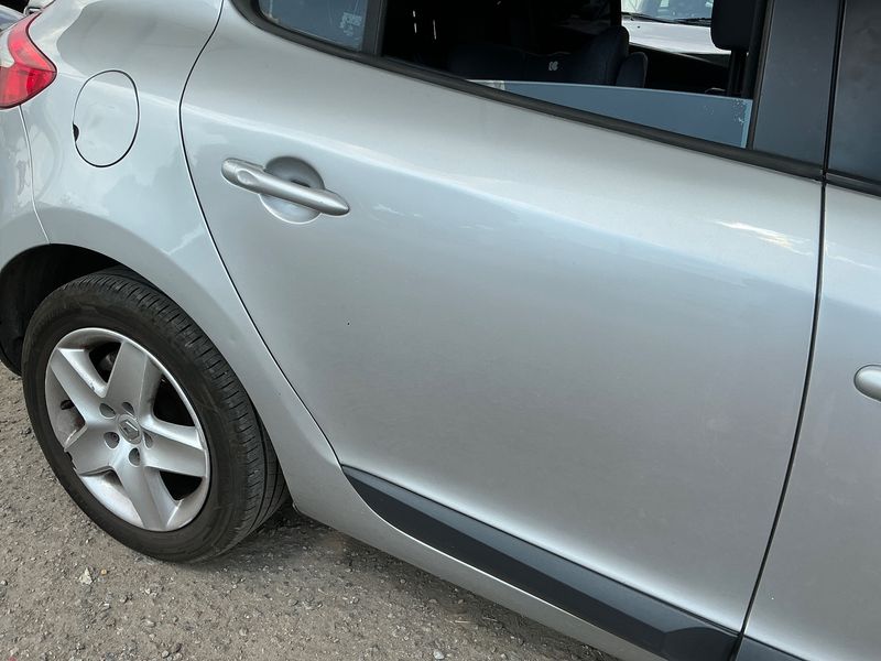 Renault Megane 1.5 dCi Business 2014 – снимка 24