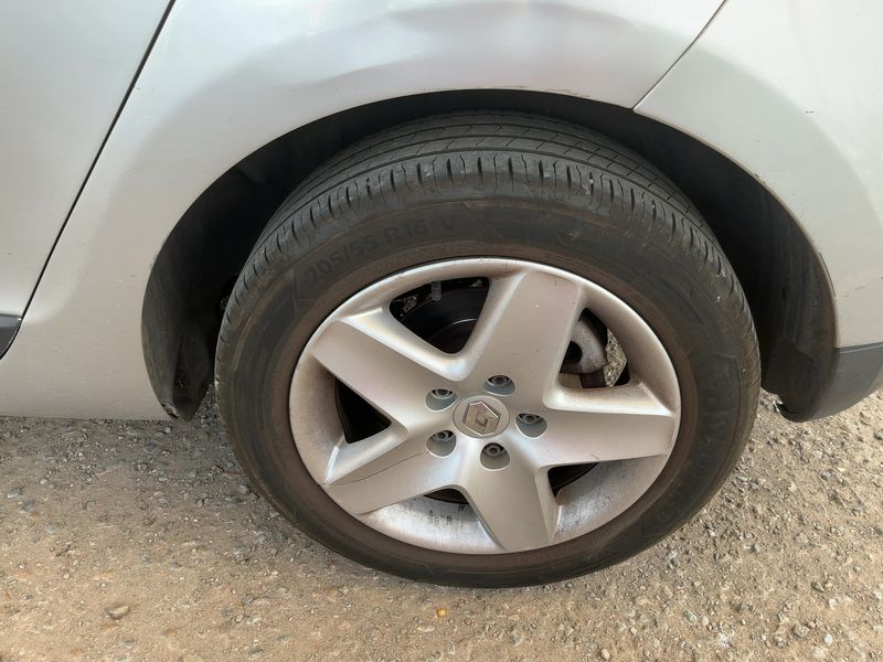 Renault Megane 1.5 dCi Business 2014 – снимка 5