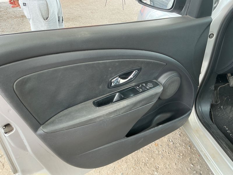 Renault Megane 1.5 dCi Business 2014 – снимка 34