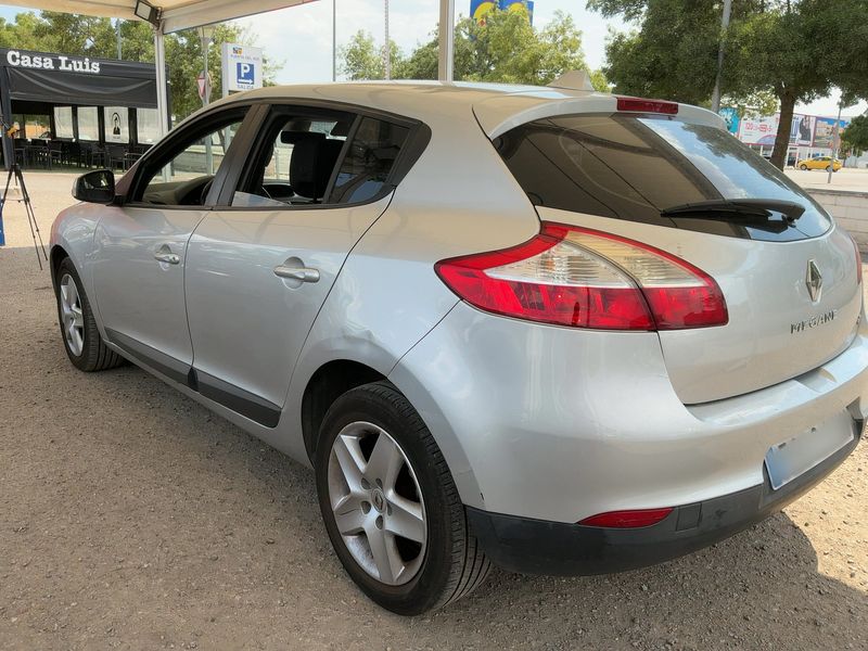 Renault Megane 1.5 dCi Business 2014 – снимка 6