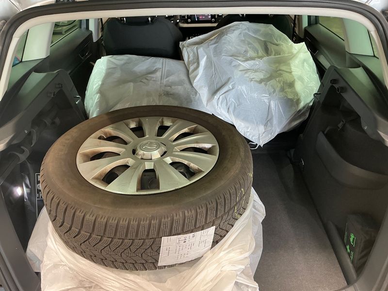 Skoda Karoq 1.5 TSI ACT Soleil 2019 – снимка 15
