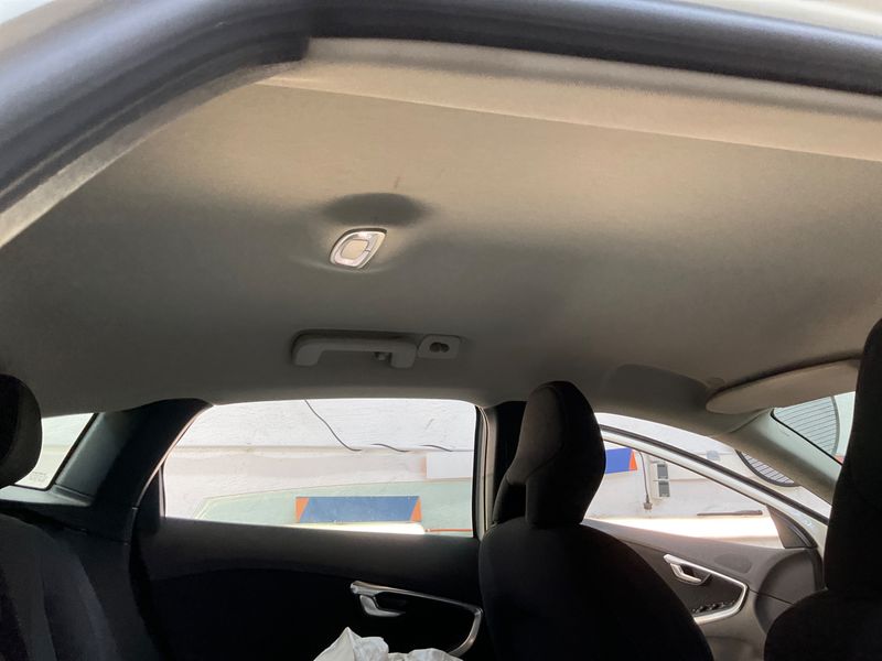 Volvo V40 2.0 D2 Kinetic 2016 – снимка 28