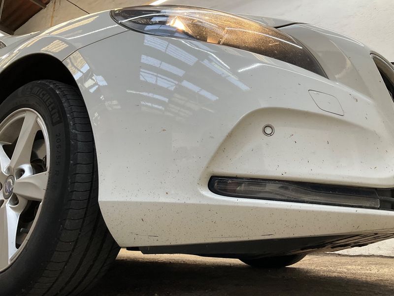 Volvo V40 2.0 D2 Kinetic 2016 – снимка 29