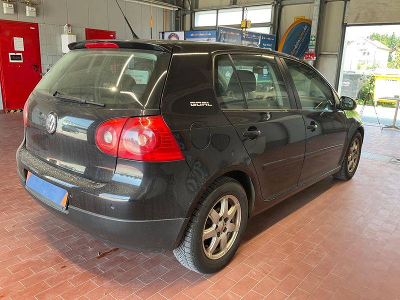 Volkswagen Golf V 1.9 TDI Trendline 2006 – снимка 2