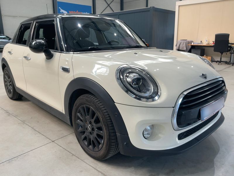 MINI Cooper D 2019 – снимка 12