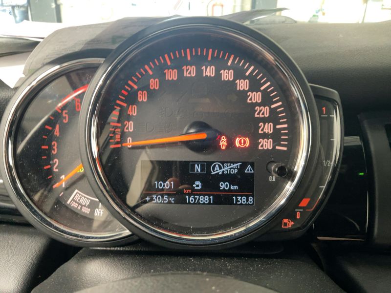 MINI Cooper D 2019 – снимка 18