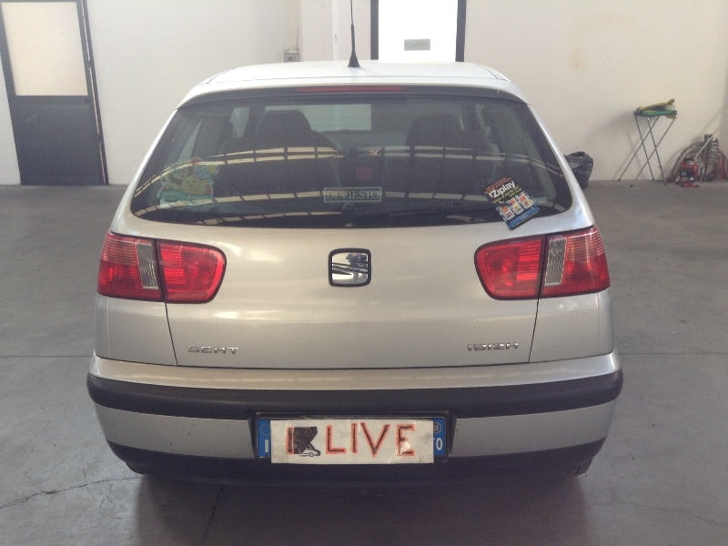 Seat Ibiza 1.4 Signo 2001 – снимка 4