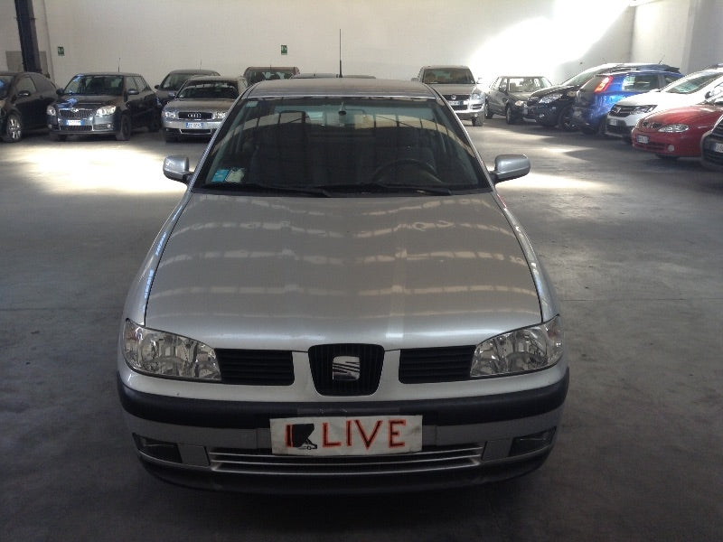 Seat Ibiza 1.4 Signo 2001 – снимка 7