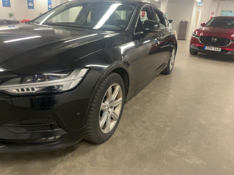 Volvo S90 2.0 D4 Momentum AWD 2017 – снимка 2
