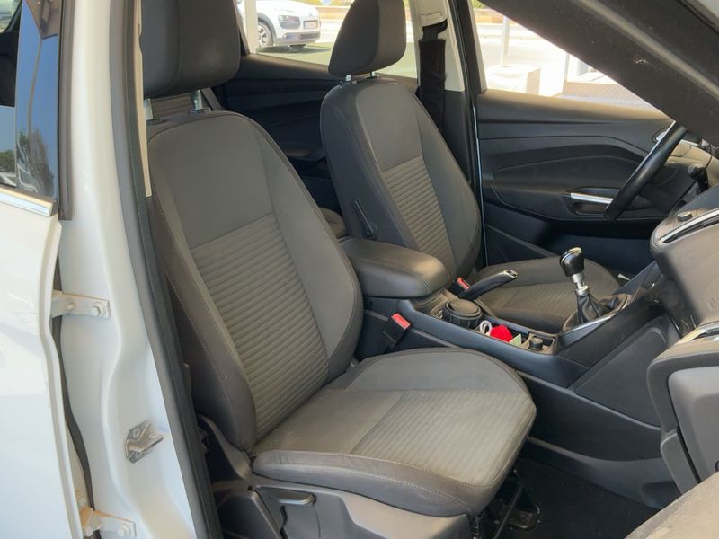 Ford C-Max 1.5 TDCi Titanium 2017 – снимка 16