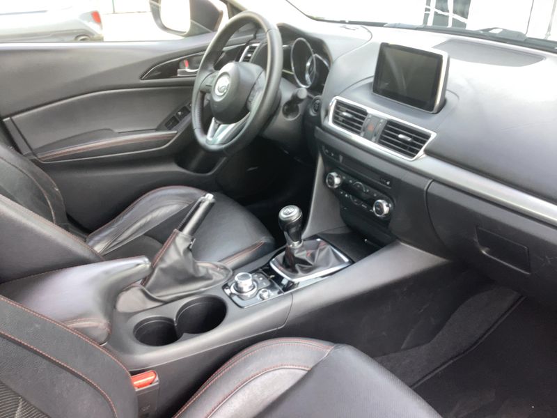 Mazda 3 2.2 Turbodiesel Center-Line 2015 – снимка 17