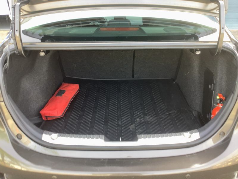 Mazda 3 2.2 Turbodiesel Center-Line 2015 – снимка 15