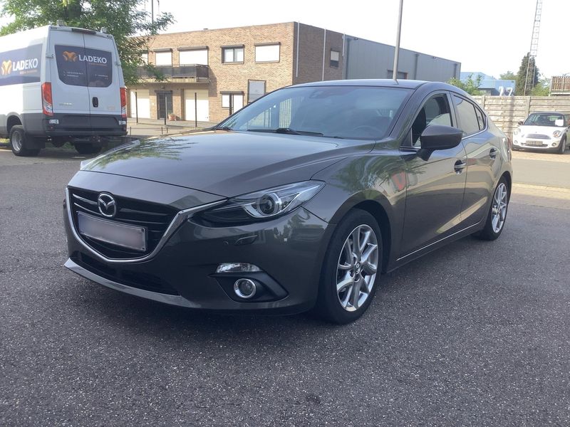Mazda 3 2.2 Turbodiesel Center-Line 2015 – снимка 2