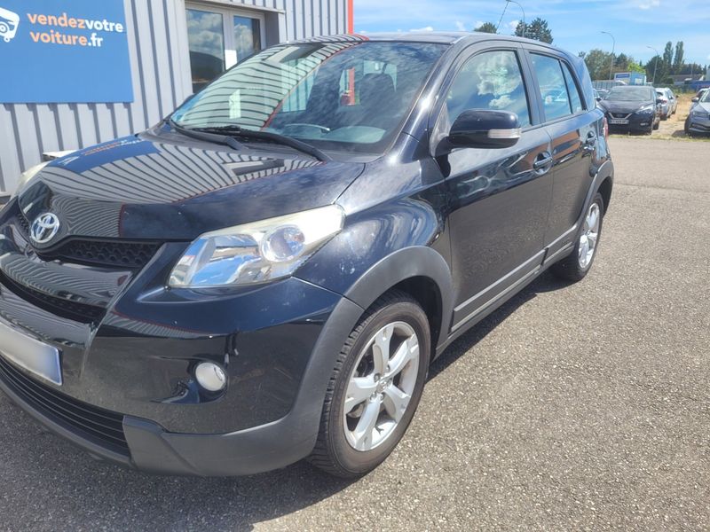 Toyota Urban Cruiser 1.4 D-4D Life 4x4 2010 – снимка 2