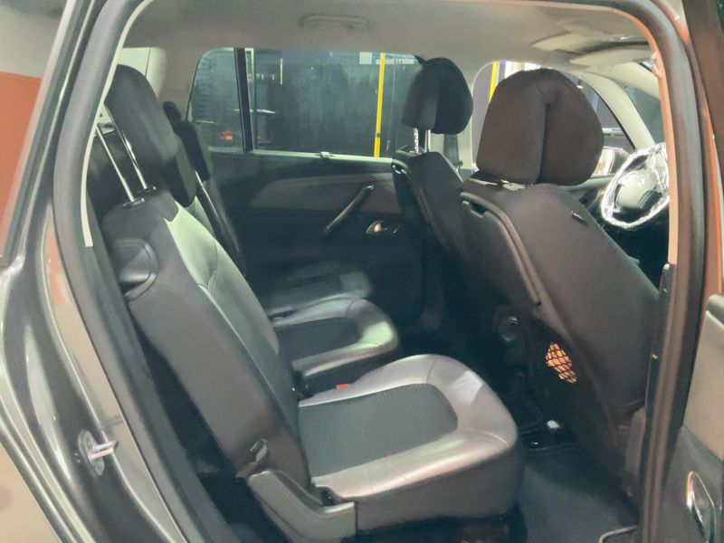 Citroen C4 Grand Picasso 2.0 Blue-HDi Shine 2018 – снимка 20