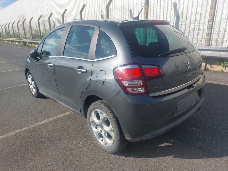 Citroen C3 1.6 Blue-HDi Exclusive 2016 – снимка 3